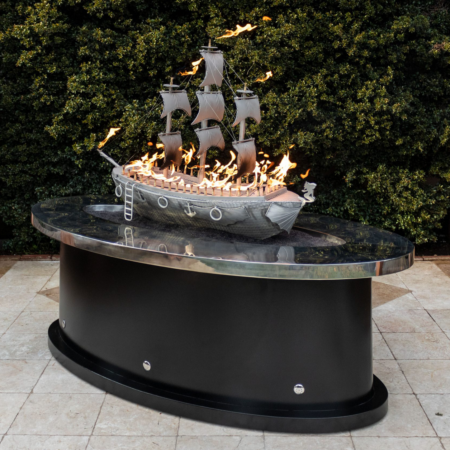 La Pinta Fire Table