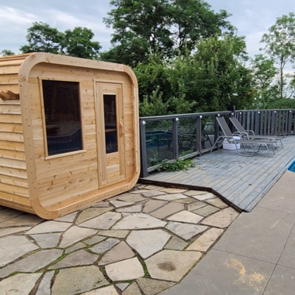Canadian Timber Luna CTC22LU Red Cedar Barrel Sauna 